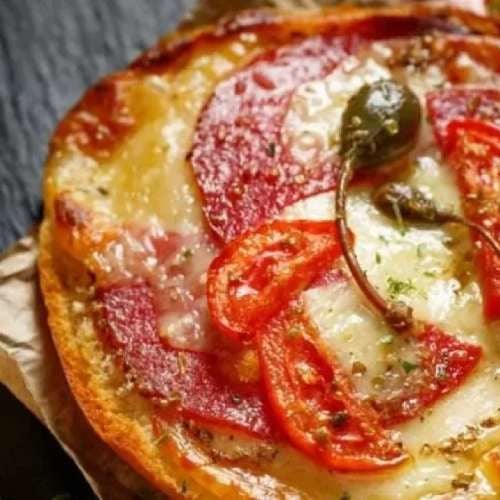 Sucuklu Açık Tost Tarifi